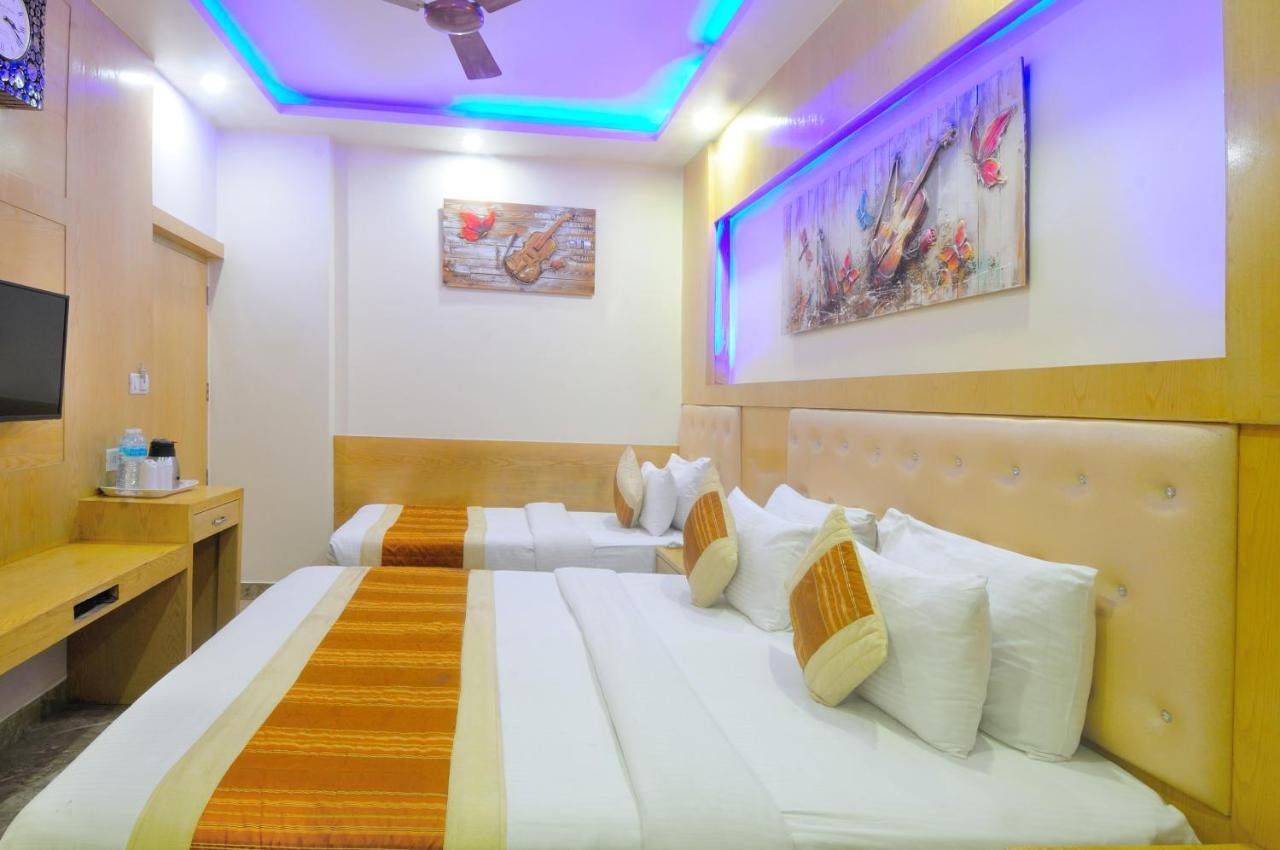 Hotel Prince Palace Deluxe - Paharganj - Új-Delhi Kültér fotó