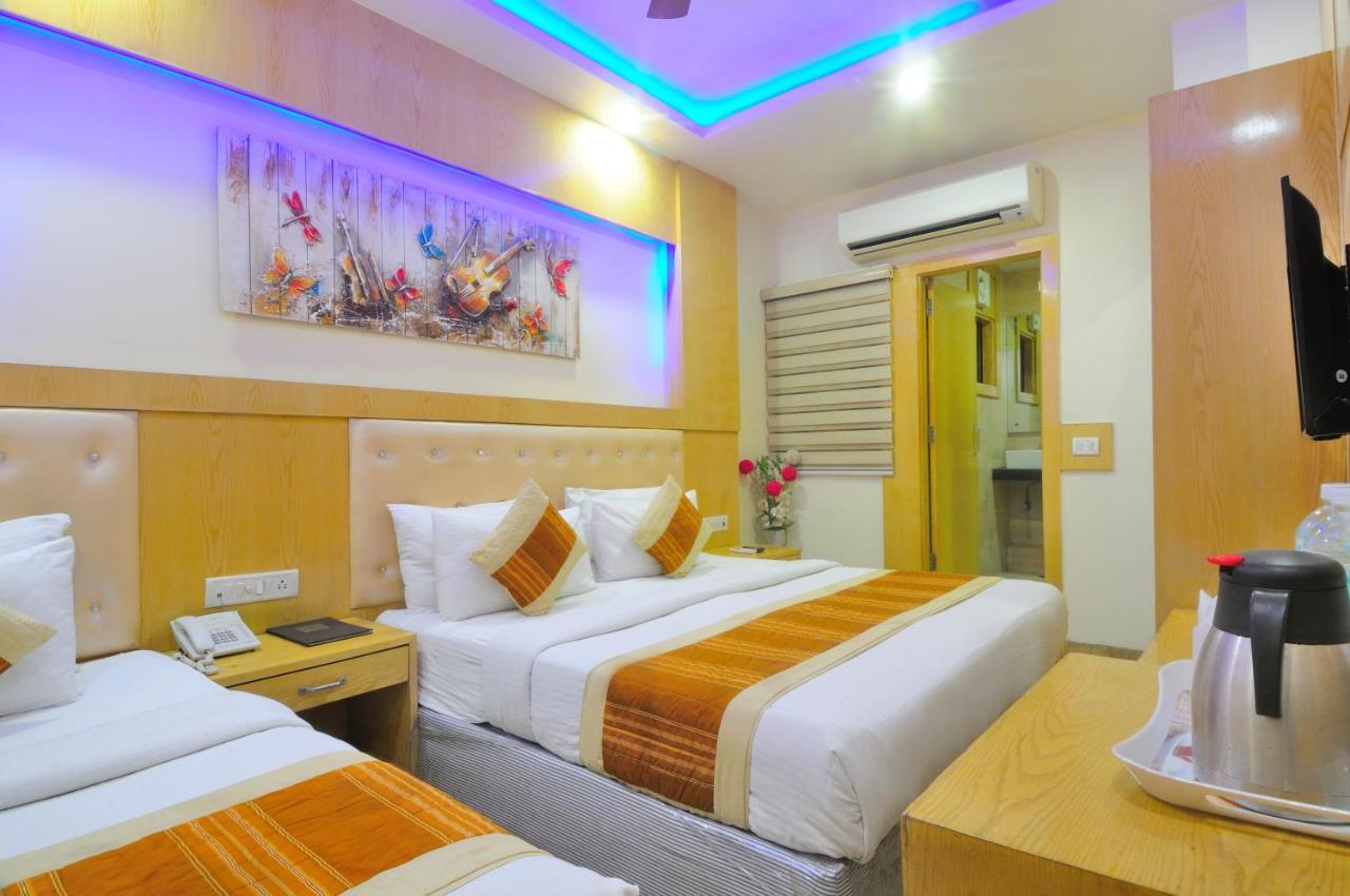Hotel Prince Palace Deluxe - Paharganj - Új-Delhi Kültér fotó