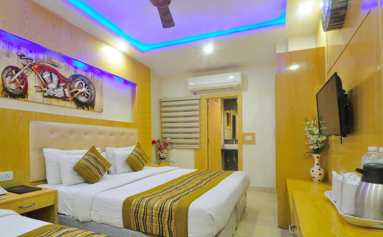 Hotel Prince Palace Deluxe - Paharganj - Új-Delhi Kültér fotó