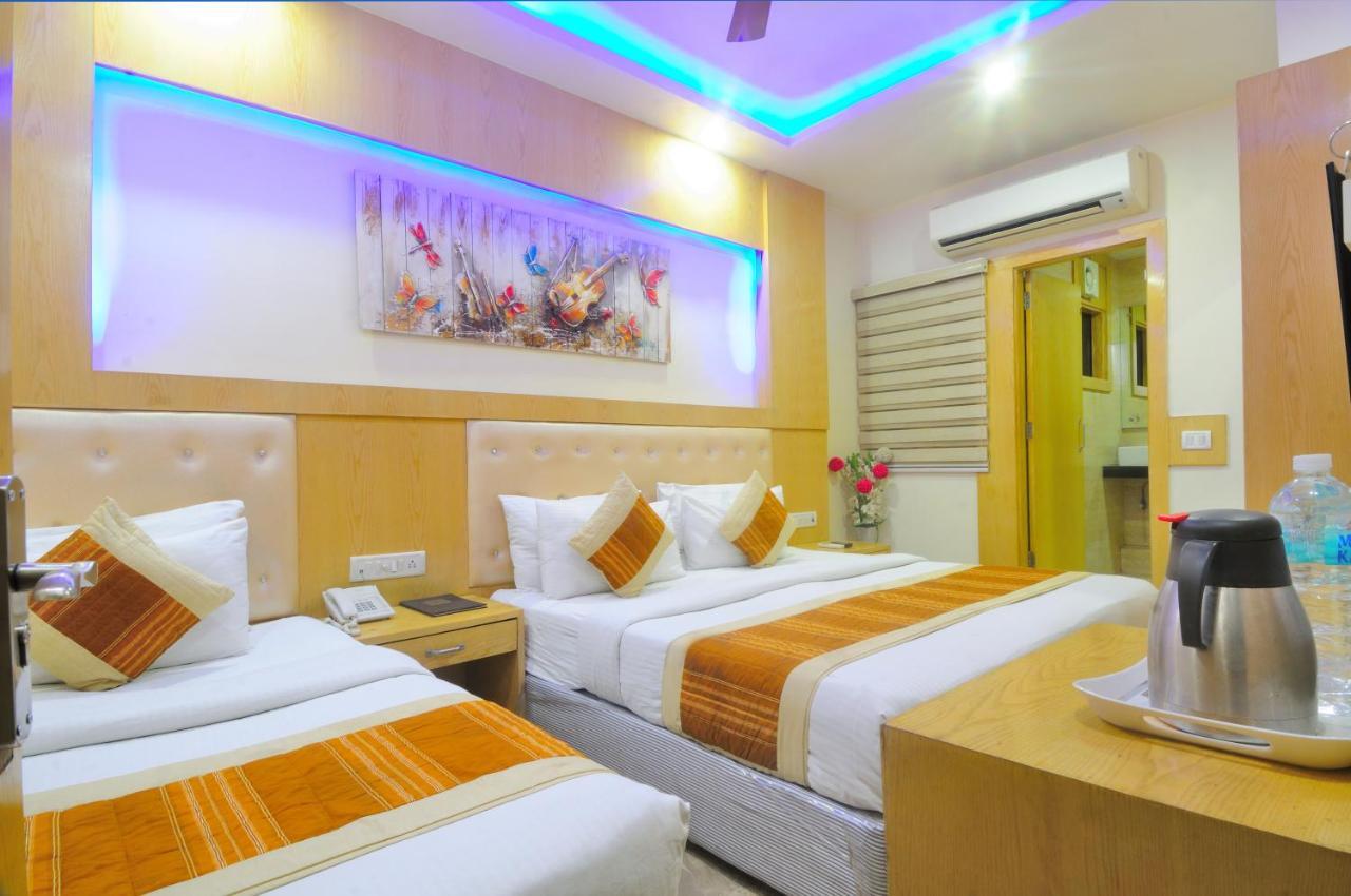 Hotel Prince Palace Deluxe - Paharganj - Új-Delhi Kültér fotó